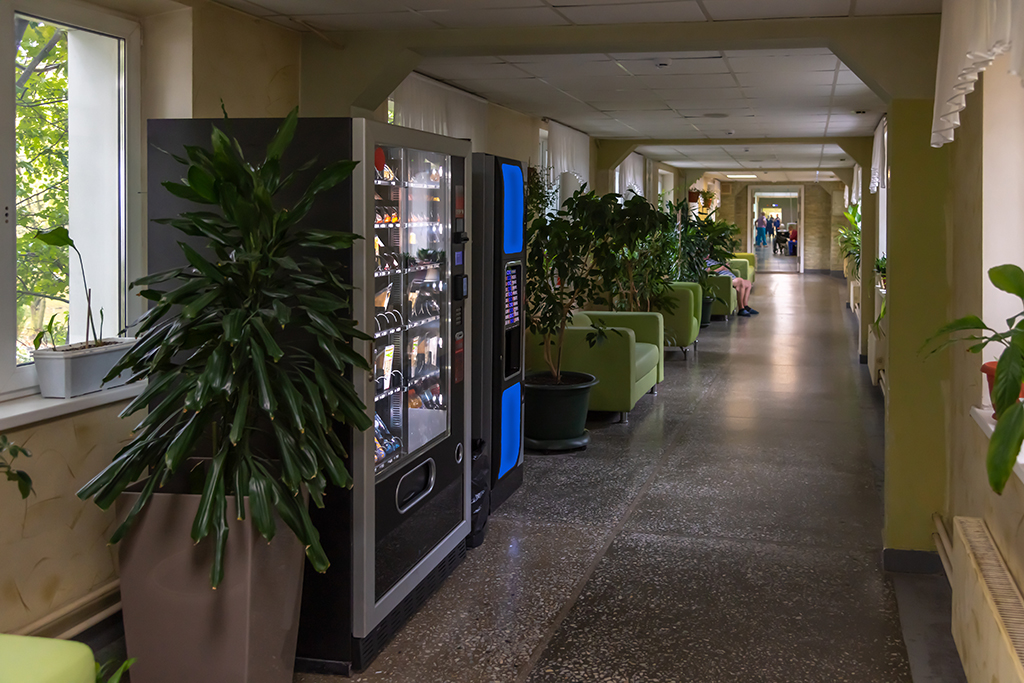 Santa Clarita food vending machines and healthy vending service